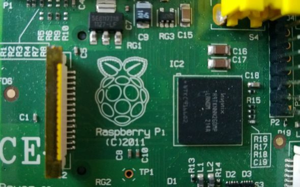 Ий-альтернатив-raspberrypi-деталь