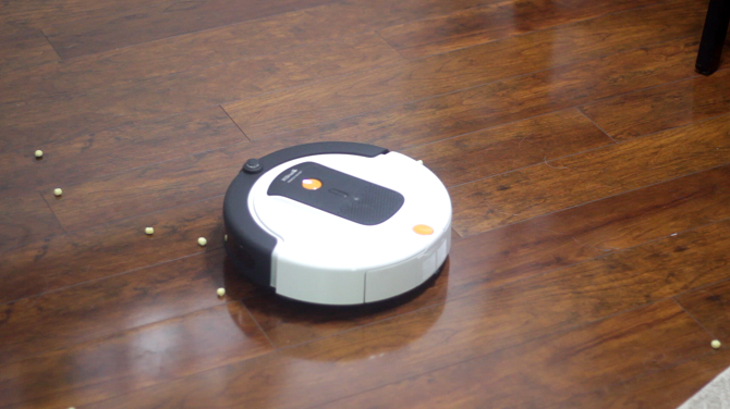 Haier XShuai Robot Vacuum Review HaierXShuaiAction2 670x376