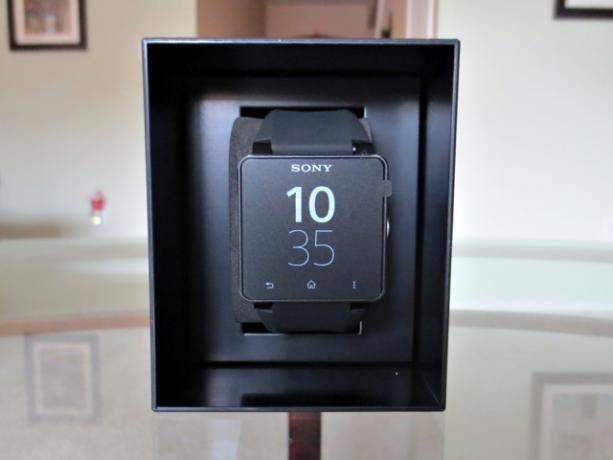 Обзор Sony SmartWatch 2