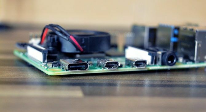 Raspberry Pi 8GB с прокладкой для вентилятора